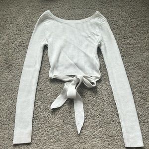 Reversible, white, cropped, long-sleeve!! Size medium!!